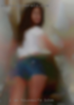 I am housewife BDSM a very fun, naughty and wet girl.
