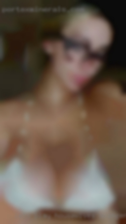 LET'S housewives swinger PLAY IN THE COUNTRY.